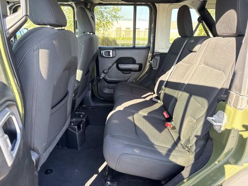 Used 2021 Jeep Wrangler Unlimited Sport image 20