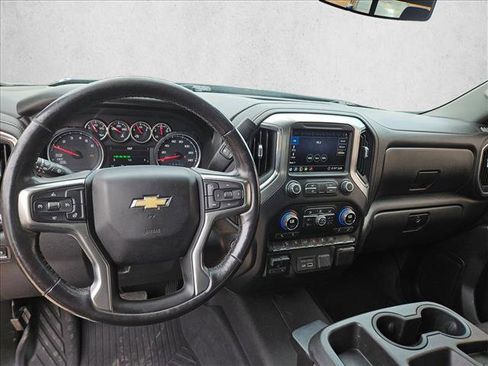 Used 2020 Chevrolet Silverado 1500 LT w/ Texas Edition AWD/4WD image 16