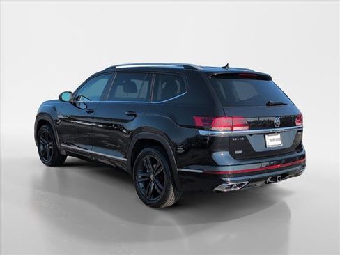 Used 2022 Volkswagen Atlas SEL R-Line image 4
