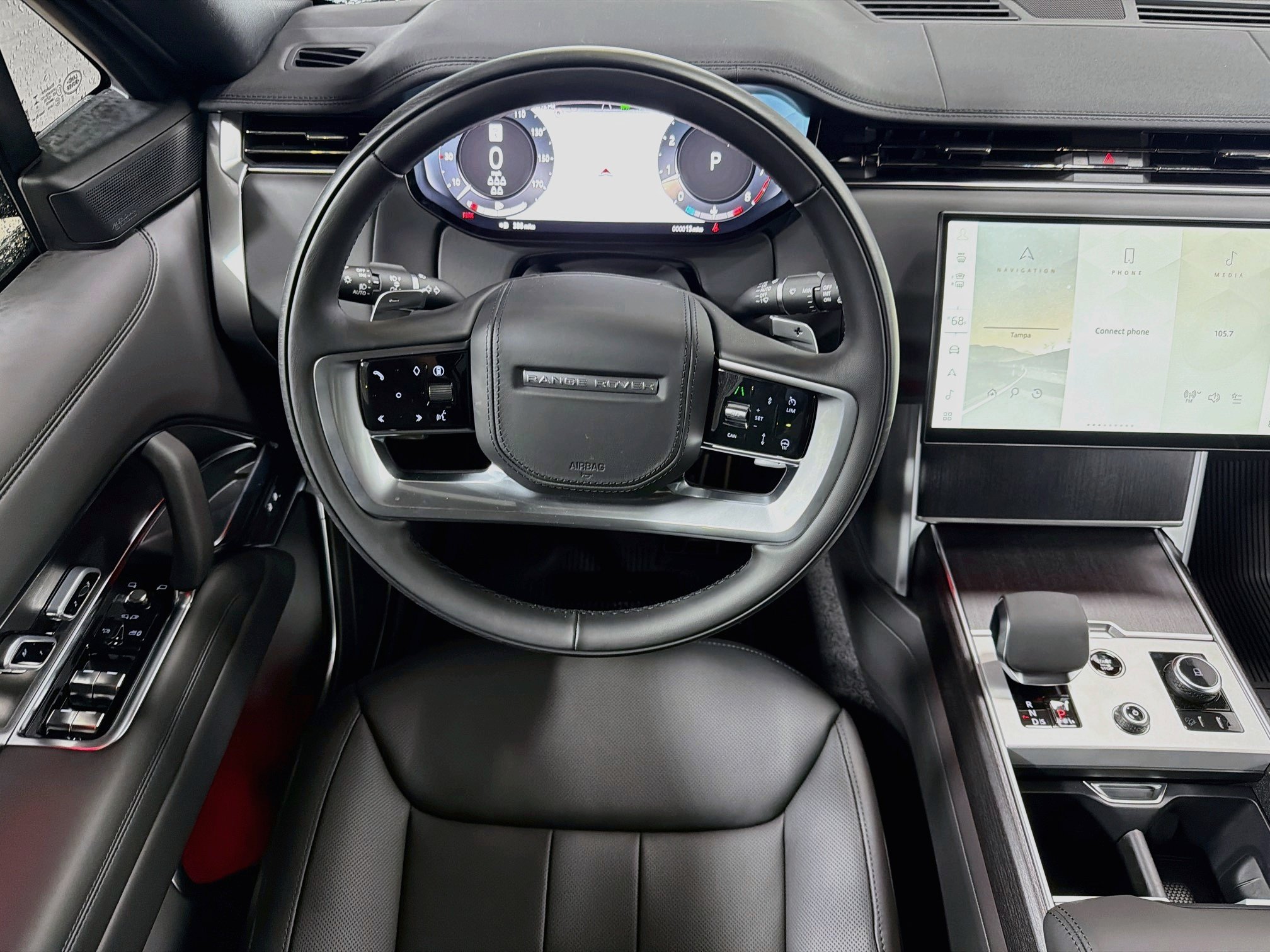 New 2027 Land Rover Range Rover Long Wheelbase SE AWD/4WD image 18