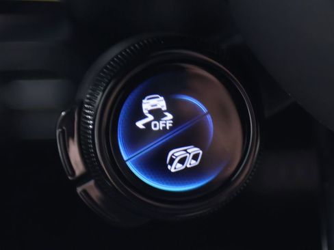 Used 2025 Mercedes-Benz G 63 AMG 4MATIC image 23