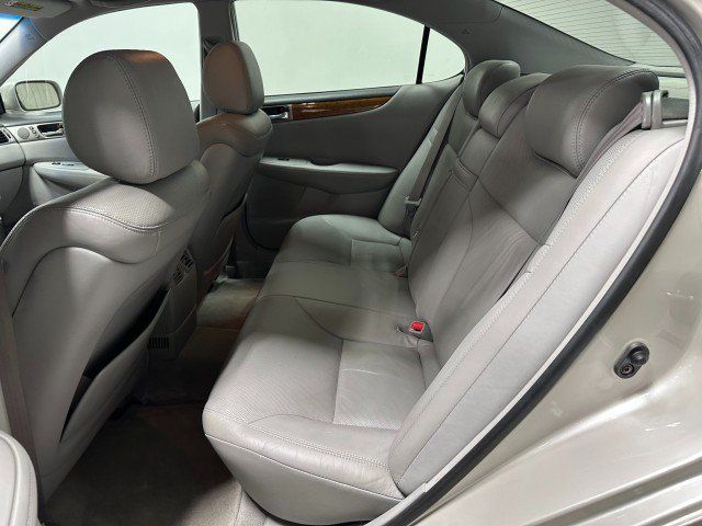 Used 2006 Lexus ES 330 w/ Preferred Accessory Pkg FWD image 17