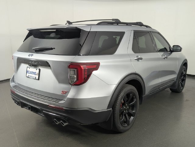 Used 2023 Ford Explorer ST w/ Technology Package AWD/4WD image 7