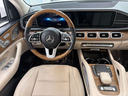 Used 2022 Mercedes-Benz GLS 450 4MATIC image 30
