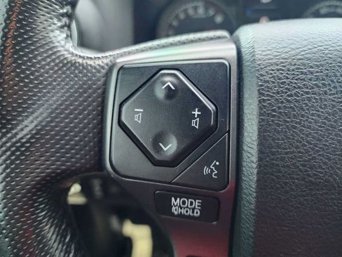 Used 2019 Toyota Tacoma TRD Off-Road AWD/4WD image 21