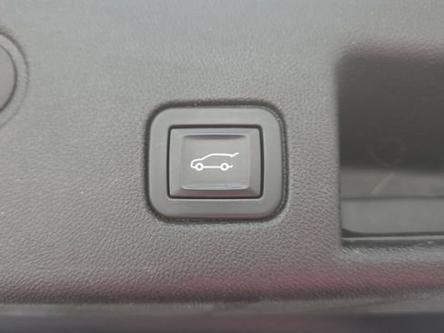 Used 2019 Chevrolet Equinox LT AWD/4WD image 7