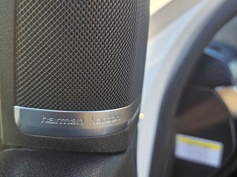 Used 2013 Mercedes-Benz GL 450 4MATIC w/ Premium 2 Pkg image 28