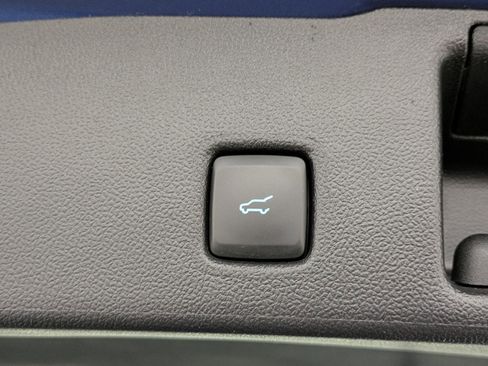 Used 2022 Ford Escape SE w/ Convenience Package image 12