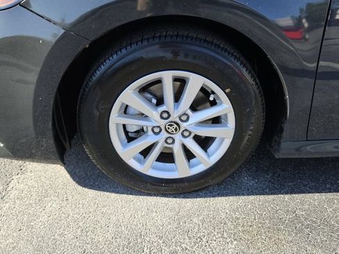 Used 2025 Toyota Camry LE FWD image 9