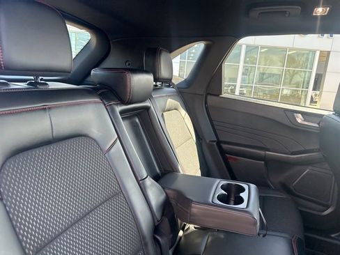 Used 2025 Ford Escape ST-Line w/ Tech Pack #1 image 13