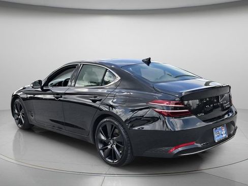 Used 2023 Genesis G70 2.0T w/ Sport Prestige Package RWD image 8
