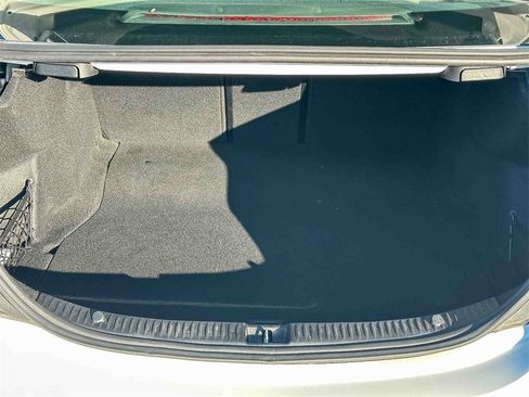 Used 2021 Mercedes-Benz C 300 Sedan image 19