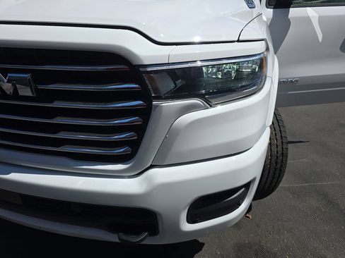 New 2026 RAM 1500 Laramie AWD/4WD image 32