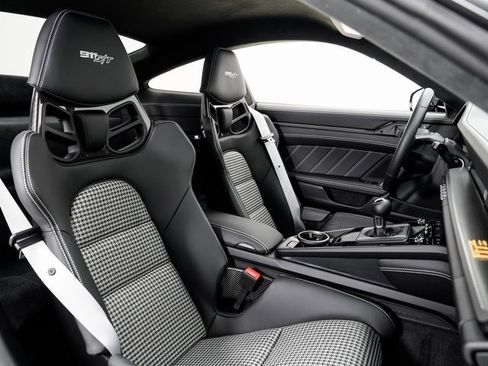 Used 2024 Porsche 911 GT3 RS image 26