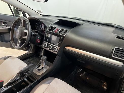 Used 2017 Subaru Crosstrek 2.0i Premium image 14