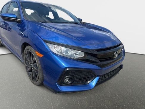 Used 2019 Honda Civic Sport image 2