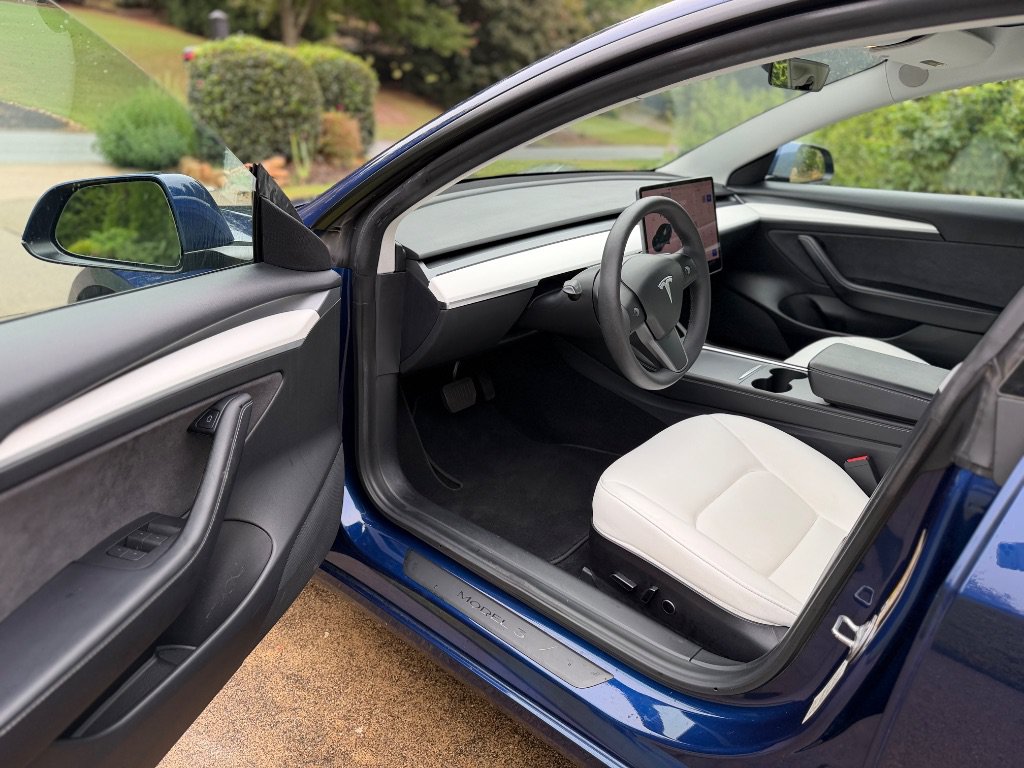 Used 2021 Tesla Model 3 Long Range AWD/4WD image 10