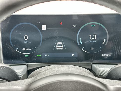 Used 2025 Hyundai Sonata Limited FWD image 23