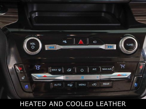 Used 2021 Ford Explorer Limited image 20