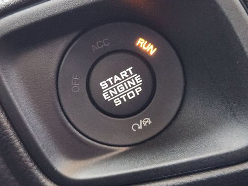 Used 2026 Jeep Wrangler Sport AWD/4WD image 21