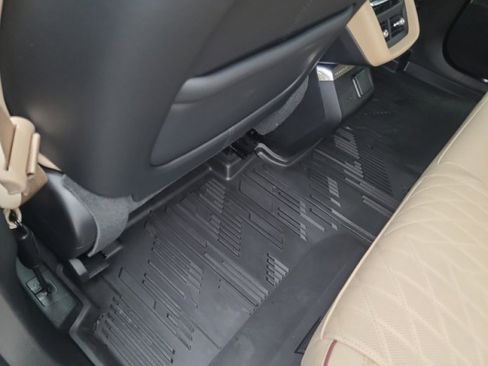 Used 2024 Cadillac Lyriq Sport w/ Nappa Leather Package image 39