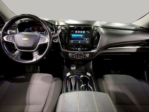Used 2018 Chevrolet Traverse LT AWD/4WD image 16