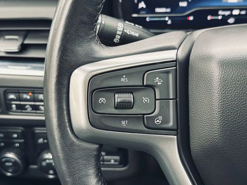 Used 2022 Chevrolet Suburban Z71 w/ Z71 Off-Road Package image 22