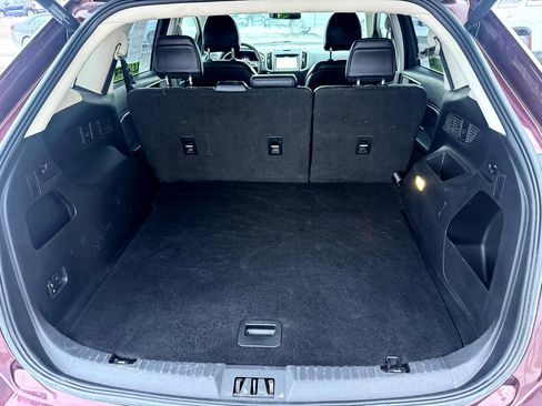 Used 2017 Ford Edge SEL w/ Equipment Group 201A image 9