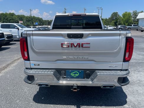 Certified 2020 GMC Sierra 1500 SLT w/ SLT Premium Plus Package AWD/4WD image 4
