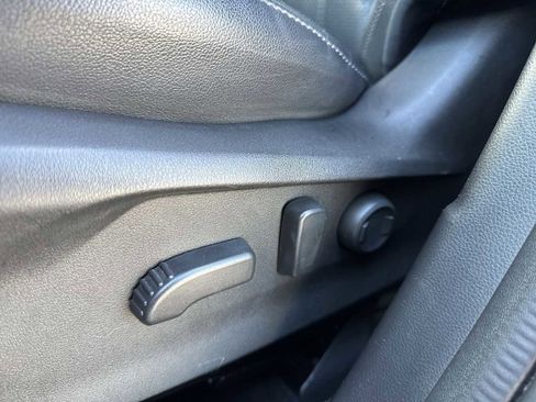 Used 2021 Subaru Forester Limited w/ Popular Package #3 image 17