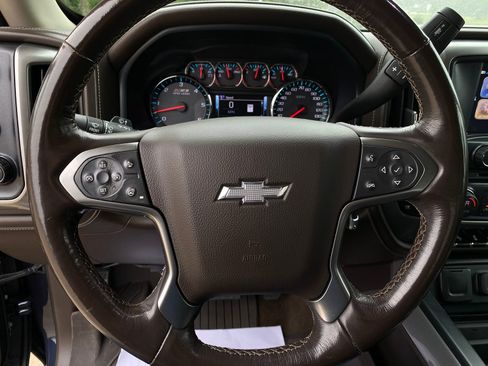 Used 2018 Chevrolet Silverado 1500 LTZ Z71 w/ Centennial Edition AWD/4WD image 22