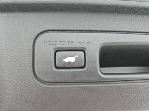 Certified 2025 Honda Pilot TrailSport image 14