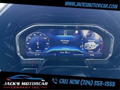 Used 2025 Chevrolet Silverado 2500 ZR2 w/ Technology Package image 32