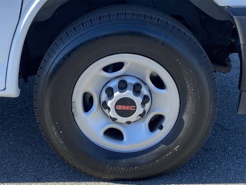 Used 2023 GMC Savana 2500 Work Van w/ Driver Convenience Package image 7