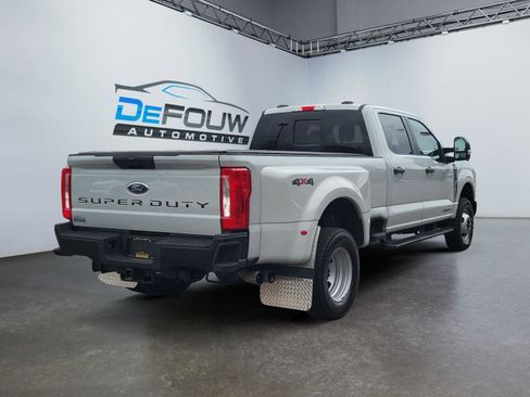 Used 2025 Ford F350 XL image 3