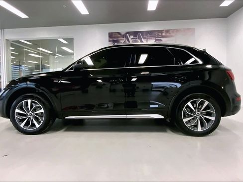 Certified 2023 Audi Q5 2.0T Premium Plus w/ Premium Plus Package image 3