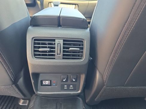 Certified 2022 Nissan Rogue Platinum w/ Head-Up Display Package AWD/4WD image 13