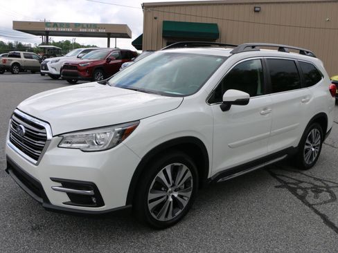 Used 2020 Subaru Ascent Limited w/ Technology Package AWD/4WD image 1
