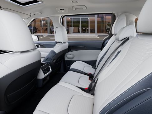 New 2026 Kia Carnival SX Prestige FWD image 18