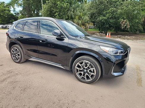 Used 2026 BMW X1 xDrive28i AWD/4WD image 1