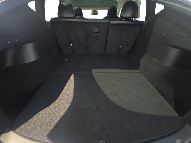 Used 2021 Tesla Model Y Long Range AWD/4WD image 13