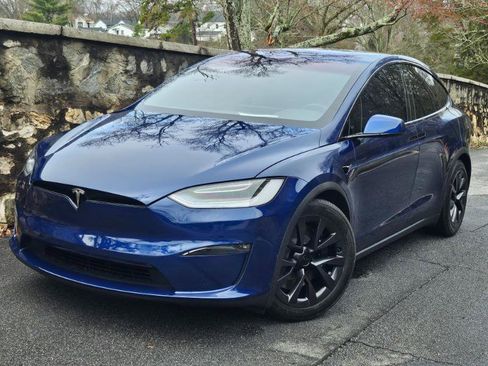 Used 2023 Tesla Model X AWD/4WD image 5