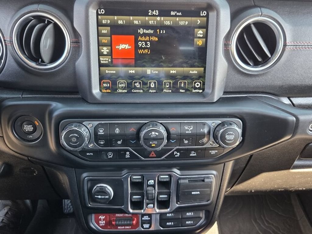 Used 2020 Jeep Gladiator Rubicon AWD/4WD image 25