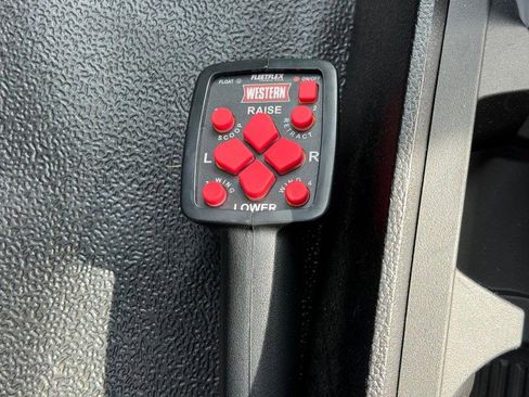 Certified 2024 Ford F550 4x4 Regular Cab Super Duty image 23