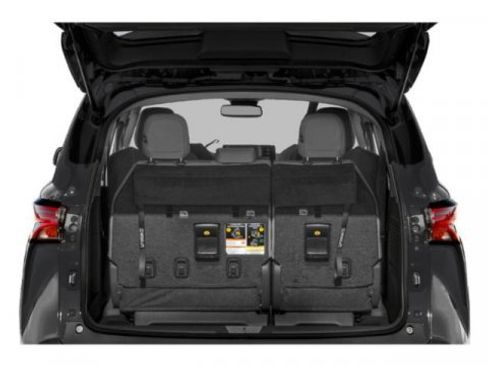 Used 2022 Toyota Sienna LE image 11