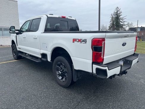 Used 2023 Ford F250 Lariat w/ Sport Appearance Package image 5