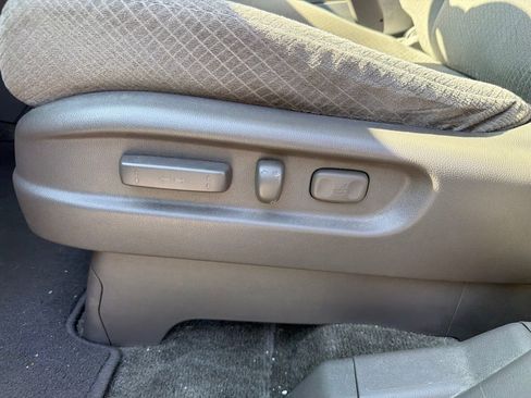 Used 2016 Honda Odyssey SE image 12