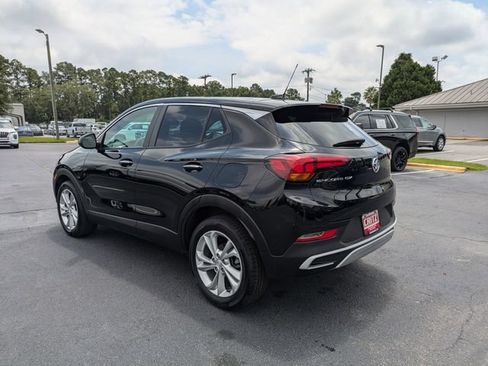 Used 2023 Buick Encore GX Preferred w/ Cold Weather Comfort Package FWD image 6