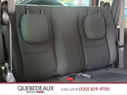 Used 2019 Jeep Wrangler Sport AWD/4WD image 27