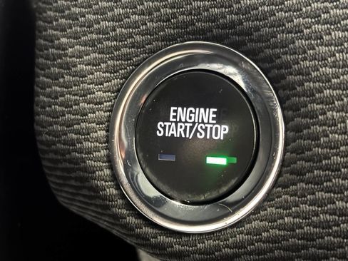 Used 2017 Chevrolet Cruze LT w/ Convenience Package image 27